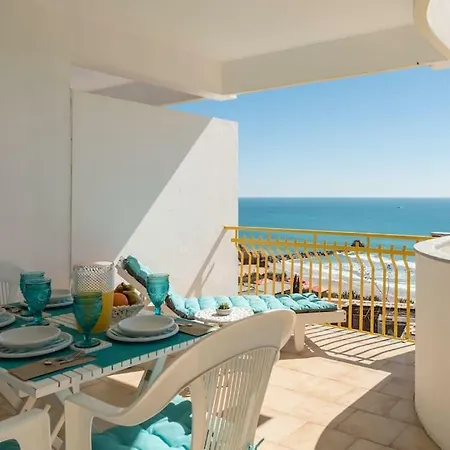 Algarve's Sea View Apartment Portimão